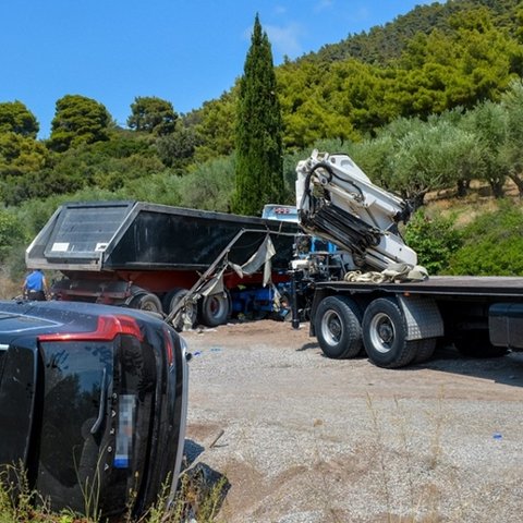 Διπλή οικογενειακή τραγωδία στη Μεσσηνία-Λύγισαν οι διασώστες στη θέα των τεσσάρων νεκρών