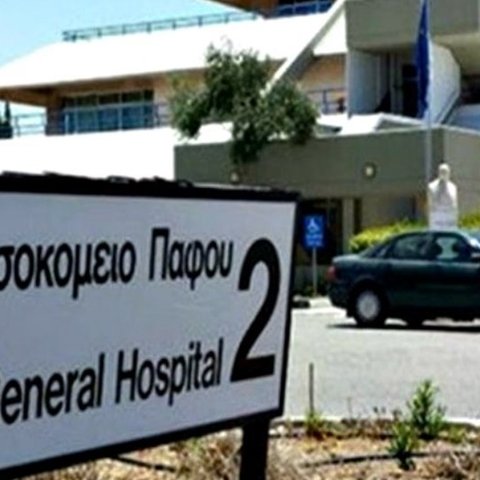 Σύγκρουση οχημάτων στην Πάφο-Στο νοσοκομείο τέσσερα πρόσωπα