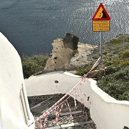 Συνεχείς δονήσεις στη Σαντορίνη-Έξι σεισμοί άνω των 4 Ρίχτερ σε μιάμιση ώρα