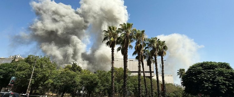 Νέες ισραηλινές επιθέσεις στο κέντρο της Δαμασκού-Αναφορές για χτυπήματα στο Προεδρικό Μέγαρο (vids)