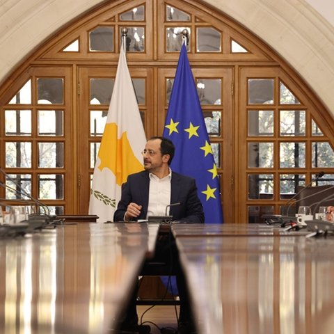 Επαφές Προέδρου με Τ/κ ένα βήμα πριν την Γενεύη-Διαβεβαιώσεις ότι θα πράξει ότι είναι δυνατόν