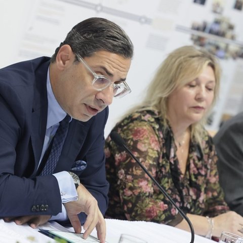 Επαφές ΥΠΕΞ με ομολόγους σχετικά με τις εξελίξεις στην περιοχή
