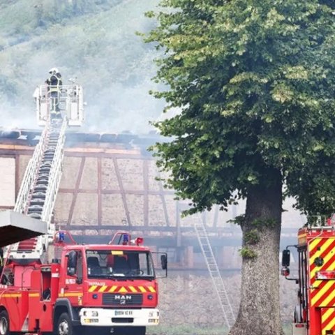 Φωτιά σε εξοχική κατοικία για άτομα με αναπηρία στη Γαλλία-Αγνοούνται έντεκα άτομα