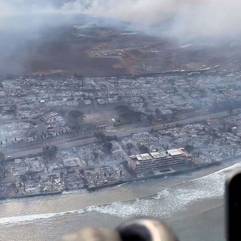 ΒΙΝΤΕΟ: Σαν «πολεμική ζώνη» η Λαχέινα μετά την πύρινη λαίλαπα-Στους 36 οι νεκροί