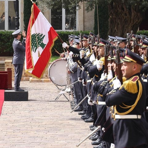 Στον Λίβανο με δώρα και ελπίδα για κλείσιμο της στρόφιγγας των ροών Χριστοδουλίδης και φον ντερ Λάιεν