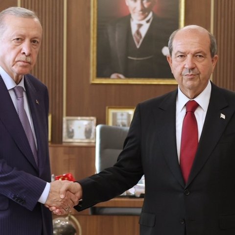 Τα ρίχνει ξανά στην Ε/κ πλευρά ο Τατάρ-«Κινείται εδώ και χρόνια στη ζώνη άνεσης της διεθνούς αναγνώρισης»