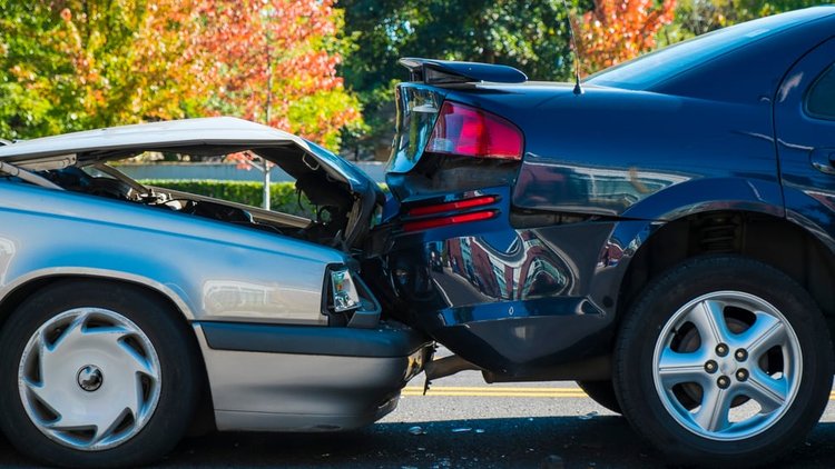 Vehicle-Accident-With-Damage