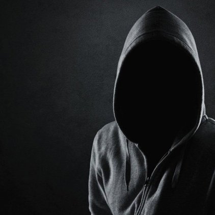 ΒΙΝΤΕΟ: Σε διαθεσιμότητα στρατιωτικός stalker που είχε γίνει εφιάλτης σε δύο γυναίκες στην Ελλάδα