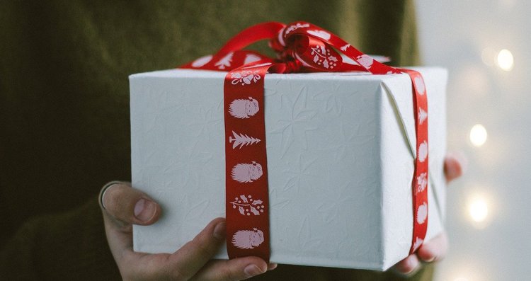 48337-sitesdefaultfilesgift-57909.2e16d0ba.fill-1375x729