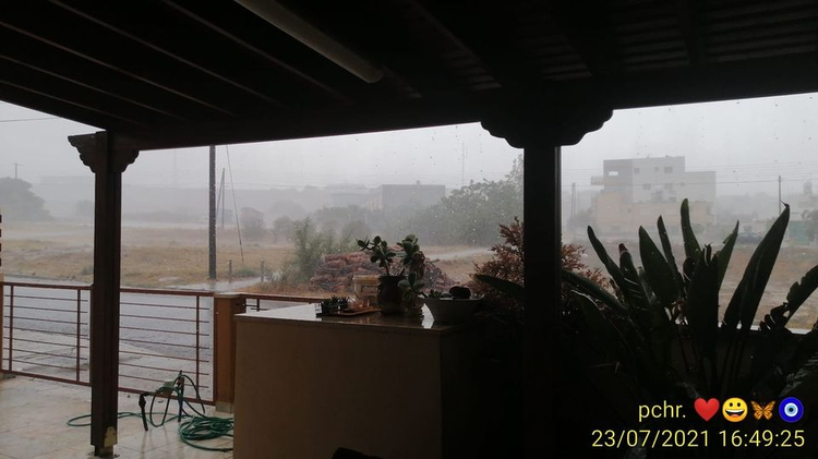 9ac172a9-92d4-4128-b7c3-f09996d4fdb0.jpg
