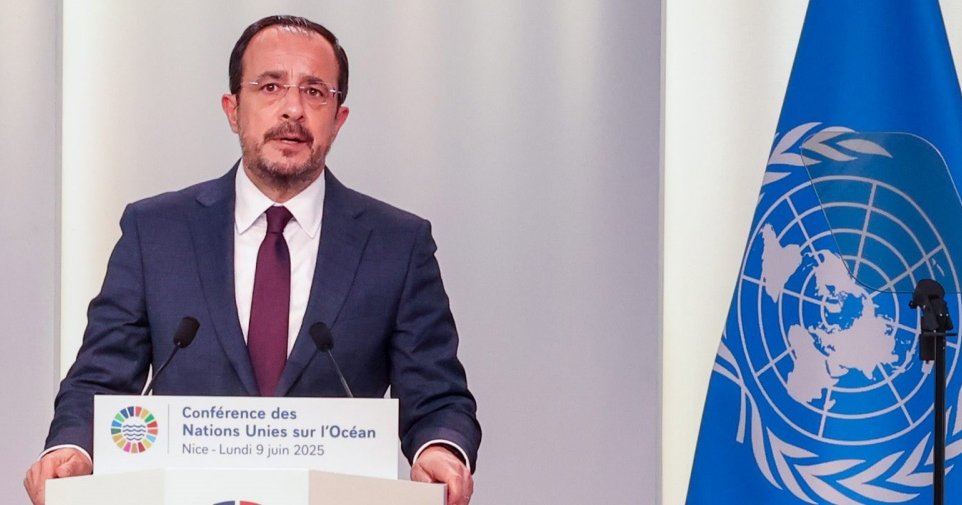 Συντάχθηκε για προσωρινή παύση εξορύξεων στη θάλασσα ο Πρόεδρος-Εν αναμονή επιστημονικών δεδομένων Συντάχθηκε για προσωρινή παύση εξορύξεων στη θάλασσα ο Πρόεδρος-Εν αναμονή επιστημονικών δεδομένων