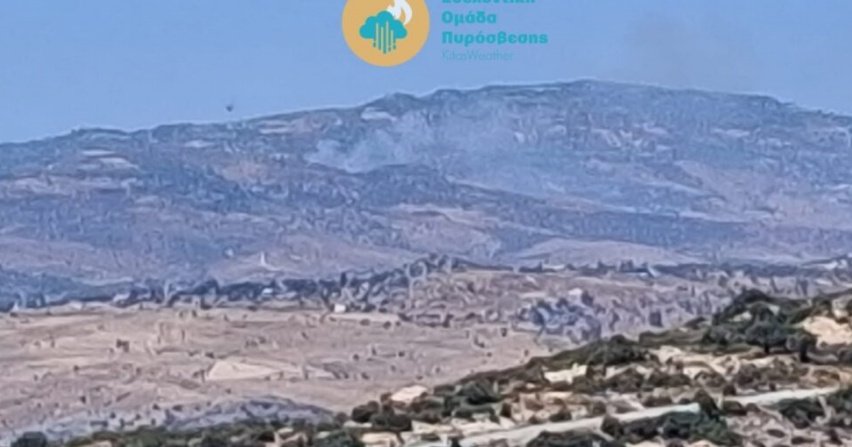 Στήνεται κέντρο ελέγχου για τη φωτιά στην Πάφο-Στη μάχη οκτώ πτητικά μέσα