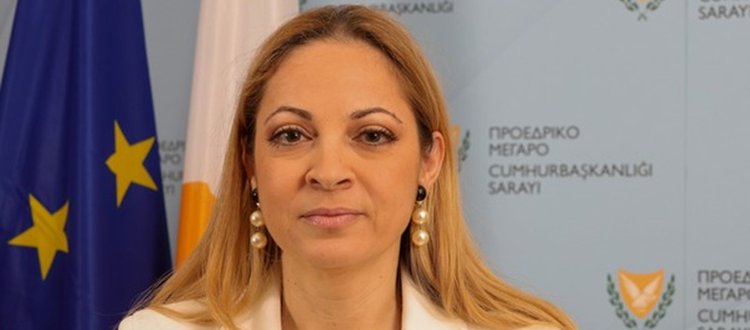 coverMOJ-Prokopiou (1)