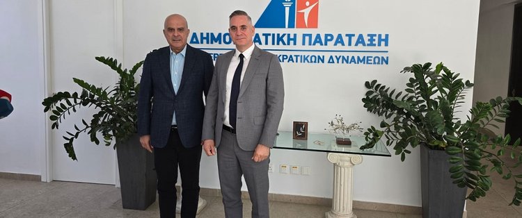 νικολας καρογιαν