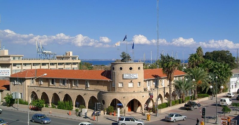 Υπό τετραήμερη κράτηση ο 30χρονος που παρέσυρε δυο πρόσωπα με το όχημα του στη Λάρνακα-Προηγήθηκε καβγάς