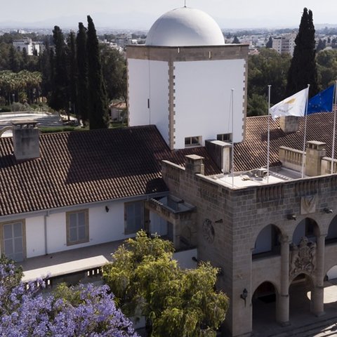 Στην Κύπρο ο Πρόεδρος του Ιράκ-Θα έχει κατ΄ιδίαν συνάντηση με τον Πρόεδρο Χριστοδουλίδη