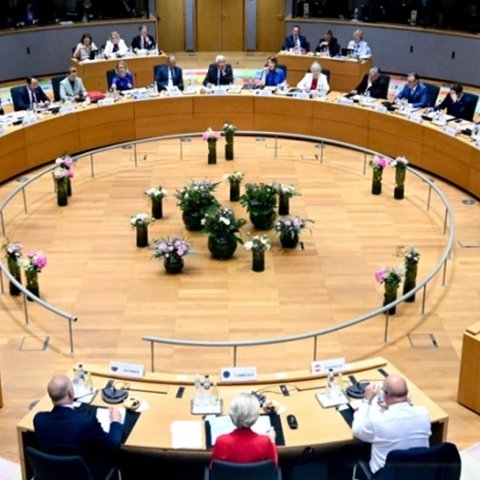Συμφωνία των 27 της ΕΕ για την παράταση των κυρώσεων στη Ρωσία