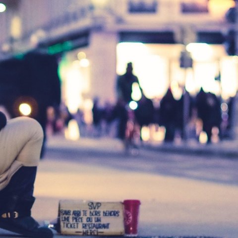 Βάζουν πλώρη για αυστηροποίηση του Νόμου για επαιτεία-Εμπορία προσώπων