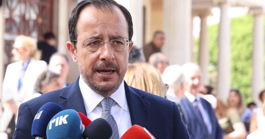 Για επικοινωνιακά τεχνάσματα κατηγορεί τον Πρόεδρο το ΑΚΕΛ Λάρνακας Για επικοινωνιακά τεχνάσματα κατηγορεί τον Πρόεδρο το ΑΚΕΛ Λάρνακας