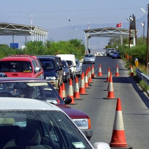 Τον σταμάτησαν για έλεγχο και βρήκαν φάρμακα για άλογα-Πρόστιμο €1.500 στον οδηγό