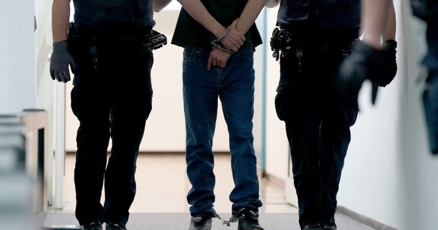 Κρατούσε σμίλα και προκαλούσε ανησυχία σε πολυκατοικία στο Καϊμακλί-Αφοπλίστηκε με συνδρομή διαπραγματευτών