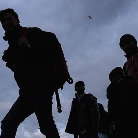 Financial Times: Η Κύπρος και άλλα μεσογειακά κράτη της ΕΕ αντιδρούν στη συμφωνία Γαλλίας-ΗΒ για το μεταναστευτικό