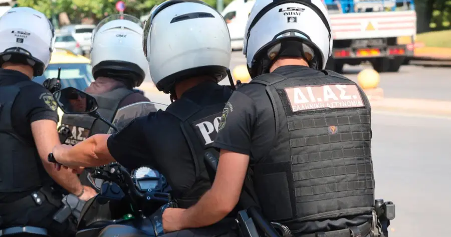 Συνελήφθη γνωστός Έλληνας Τik Toker-Ποινικό παρελθόν με απόπειρα ανθρωποκτονίας, κλοπές και εκβιασμούς