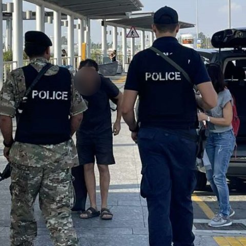 Δρακόντεια μέτρα σε κρίσιμες υποδομές, διαχειρίσιμη η κατάσταση στα αεροδρόμια-Έκτακτη σύσκεψη για το «Εστία»