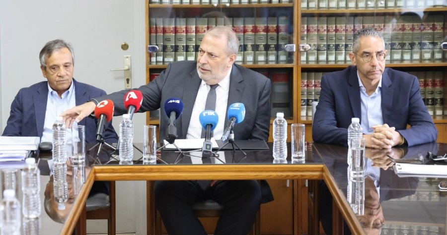 Επίθεση σε Κυβέρνηση Αναστασιάδη και ΔΗΣΥ από ΑΚΕΛ για το πόρισμα ΤΑΚΑΤΑ-«Σεβαστό το πόρισμα» απαντά η Πινδάρου