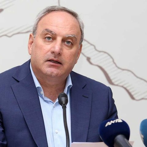Έτοιμο να συμβάλει στις προσπάθειες για λύση του Κυπριακού το ΑΚΕΛ-«Ν’ αφήσουμε πίσω μας αυταπάτες»
