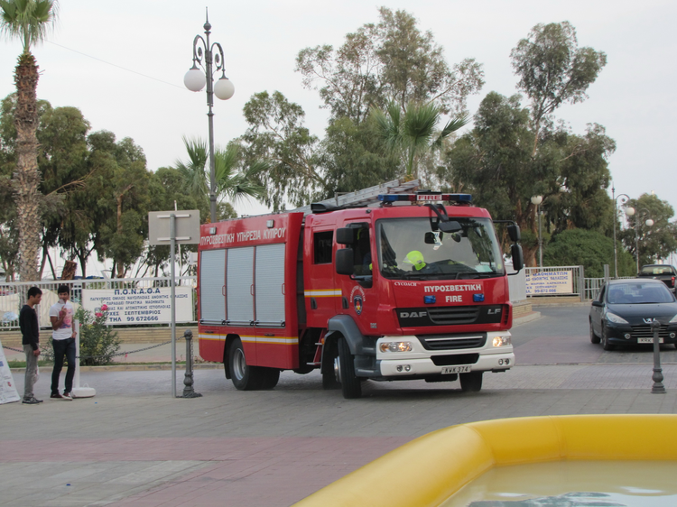 e2d32782-a89b-43e1-b186-661339fa7b35.jpg