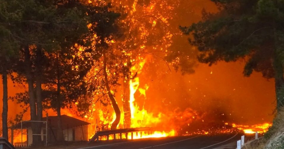 Στο μικροσκόπιο τριών Επιτροπών της Βουλής οι χειρισμοί των Αρχών για τη φονική πυρκαγιά