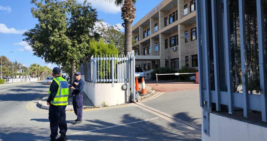 Αναβολή στη δίκη των γονιών που φέρονται να κακοποιούσαν τα πέντε παιδιά τους-Απαντούν τον Ιούνιο στις κατηγορίες