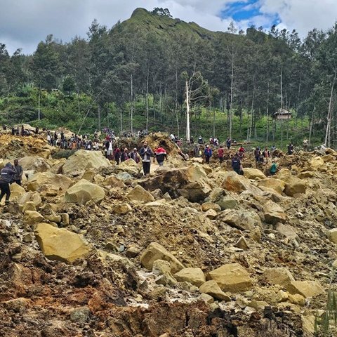Αυξάνεται ο τραγικός απολογισμός στην Παπούα Νέα Γουινέα-Ανασύρθηκαν τρεις νεκροί από τη λάσπη