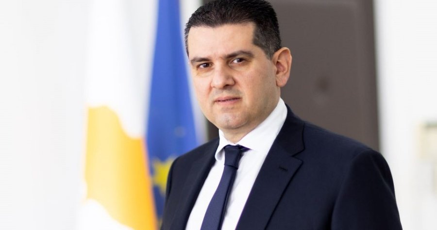Προωθεί σειρά νομοσχεδίων για βελτίωση της δημόσιας υγείας το Υπουργείο-«Το ΓεΣΥ ήρθε για να μείνει» Προωθεί σειρά νομοσχεδίων για βελτίωση της δημόσιας υγείας το Υπουργείο-«Το ΓεΣΥ ήρθε για να μείνει»