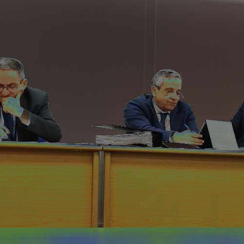 Καυτή πατάτα η ανάληψη ευθύνης ενώπιον της Ερευνητικής για ΤΑΚΑΤΑ-Όλοι εναντίον όλων