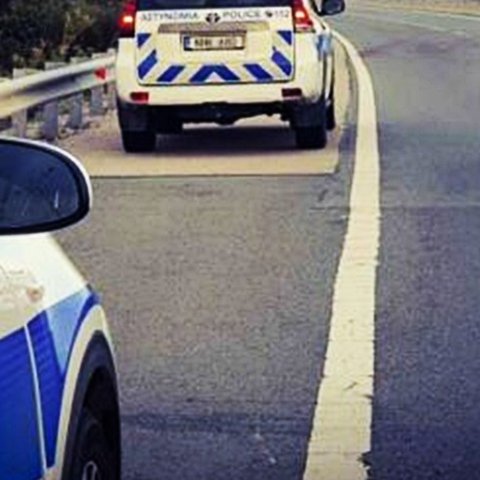 Άγρια καταδίωξη 14χρονου οδηγού στον αυτοκινητόδρομο-Από τις Χαλεπιανες κατέληξαν στην Πύλα