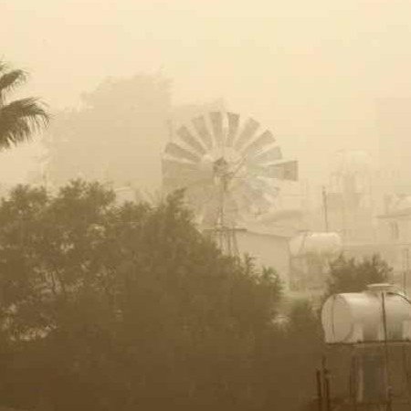 Aραιή σκόνη στην ατμόσφαιρα-Έρχεται πτώση της θερμοκρασίας