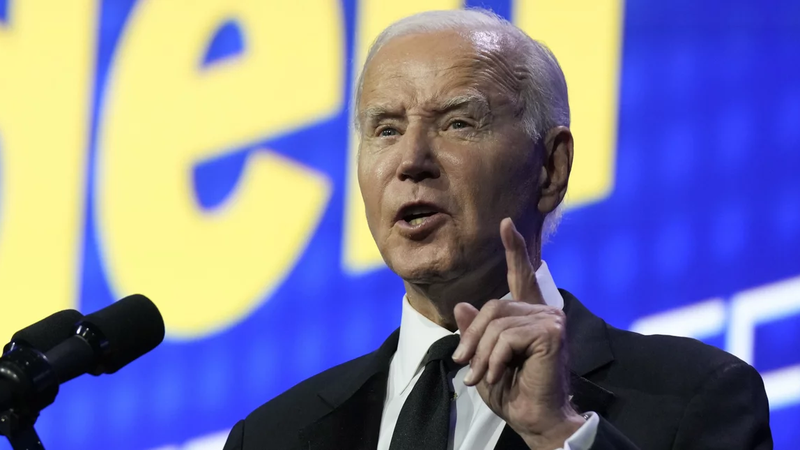 joe_biden_points_ap.jpg