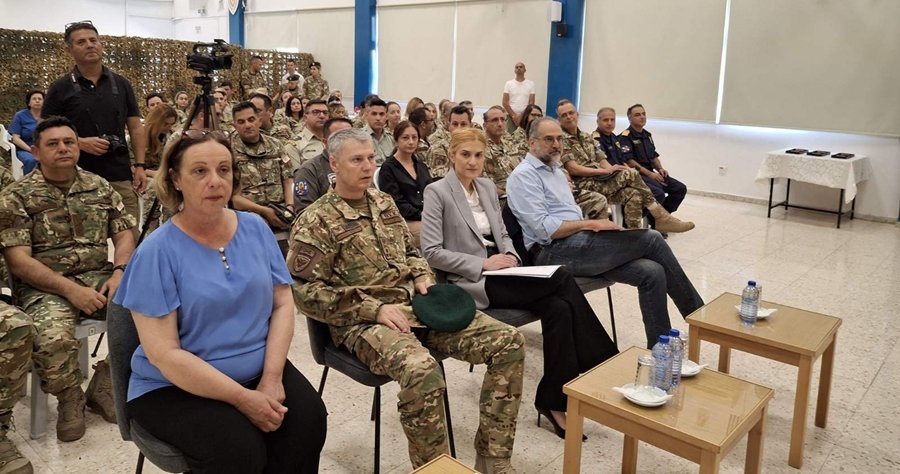 «Πράξεις αλληλεγγύης, ανιδιοτέλειας»-Τιμήθηκαν οι έξι γυναίκες της ΕΦ που κατέγραψαν τις περισσότερες αιμοδοσίες