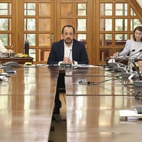 Προανήγγειλε αύξηση μισθού για 19 επαγγέλματα ο ΠτΔ-Καταστρώνει πλάνο επαναπατρισμού Κυπρίων από το ΗΒ