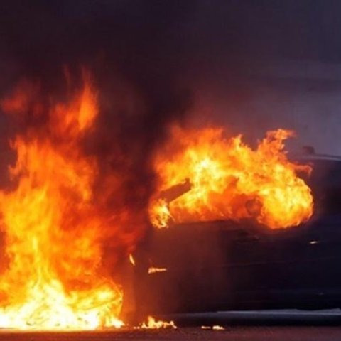 Υπό οκταήμερη κράτηση 35χρονος για υπόθεση εμπρησμού οχήματος στην Ορόκλινη