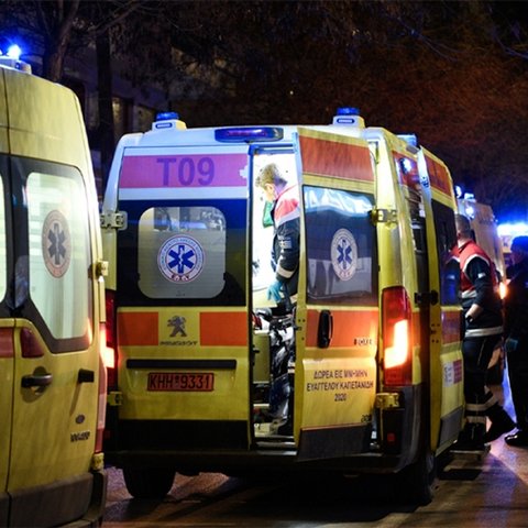 Υπέκυψε στα τραύματά της δεκατετράχρονη που εντοπίστηκε τραυματισμένη σε πεζοδρόμιο στην Ελλάδα