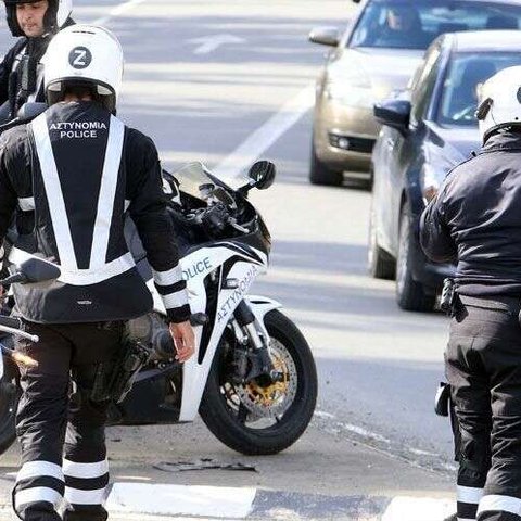 Τον σταμάτησαν για έλεγχο μετά από πληροφορία και τελικά πιάστηκε με ναρκωτικά