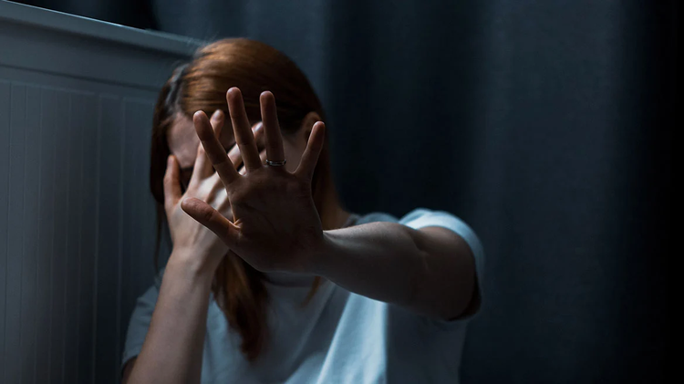 woman-abuse-xrm