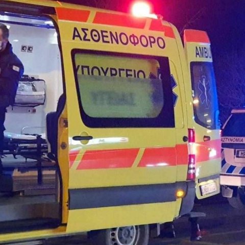 Όχημα ανατράπηκε και κατέληξε σε χαντάκι-Στο νοσοκομείο ένα πρόσωπο