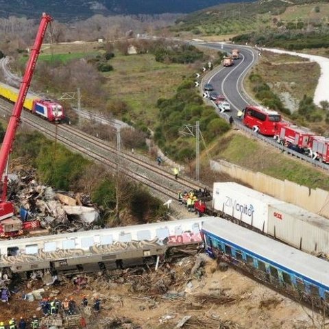 Μαθητικά και φοιτητικά συλλαλητήρια σε όλη την Ελλάδα για τα Τέμπη