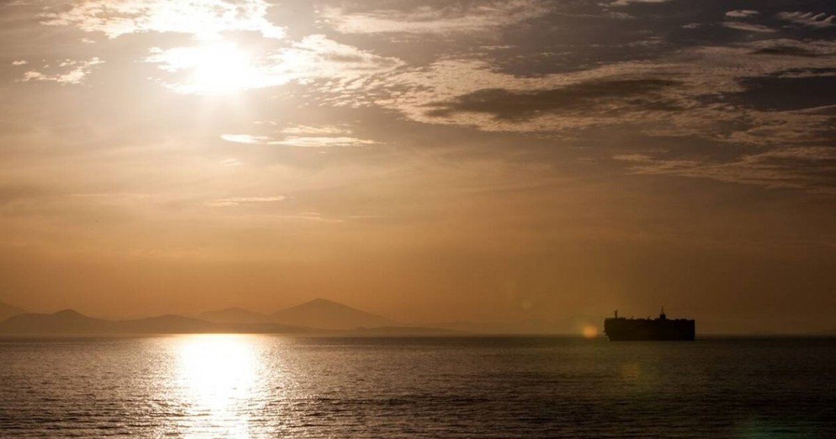 Πορτοκαλί προειδοποίηση με τη θερμοκρασία στους 43 βαθμούς