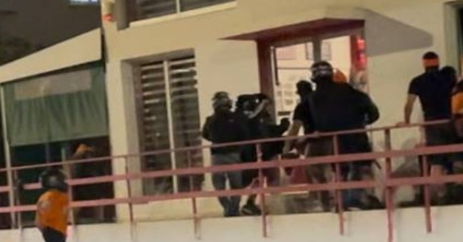 Γκάφα Αστυνομίας-Τον συνέλαβε γιατί ήταν στα επεισόδια στην Ομόνοια αλλά τελικά… συνέτρωγε στα Λατσιά