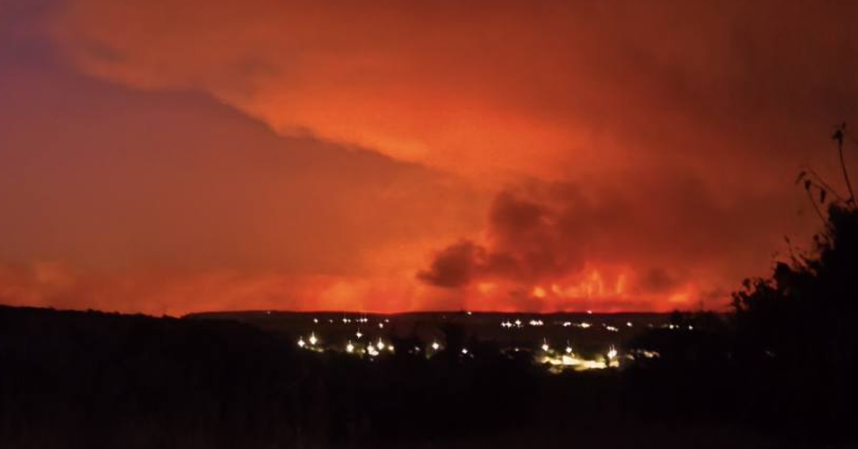 Όλεθρος από την πυρκαγιά στη Λεμεσό, ένας νεκρός από τις αδηφάγες φλόγες-Επιχείρηση διαφυγής για 36 πρόσωπα από τη Λόφου Όλεθρος από την πυρκαγιά στη Λεμεσό, ένας νεκρός από τις αδηφάγες φλόγες-Επιχείρηση διαφυγής για 36 πρόσωπα από τη Λόφου